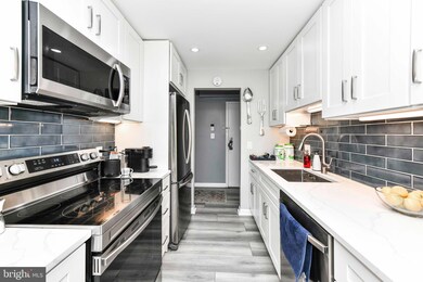 2214 Castle Rock Square unit 22C, Reston, VA 20191 - photo 5