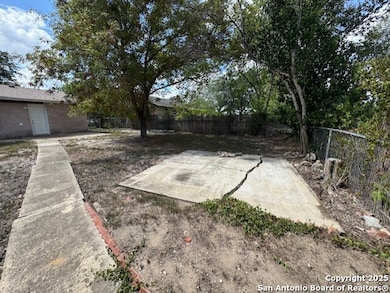 127 Dartmoor St, San Antonio, TX 78227 - photo 7