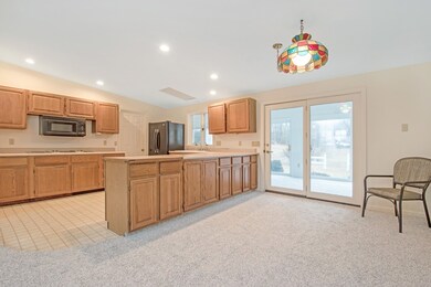 488 Thoreau St, Concord, MA 01742 - photo 3