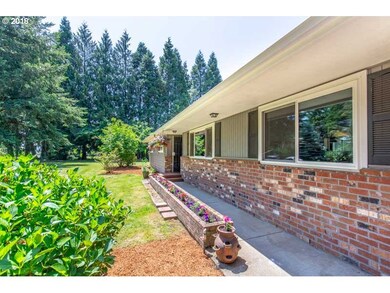 94846 Link Ridge Dr, Junction City, OR 97448 - photo 4