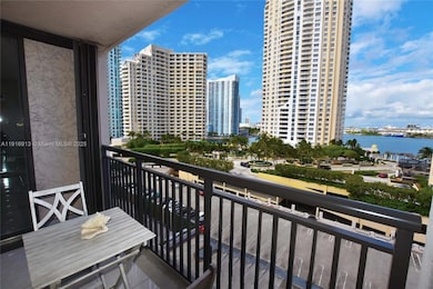 Brickell Key Two Condo unit 1120, Miami, FL 33131 - photo 2