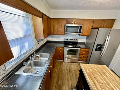 100 David Dr unit E-12, Greenville, NC 27858 - photo 4