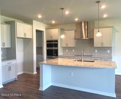 606 Kitchen