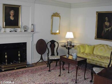 Living Room - Large and Lovely with Non Burning, I