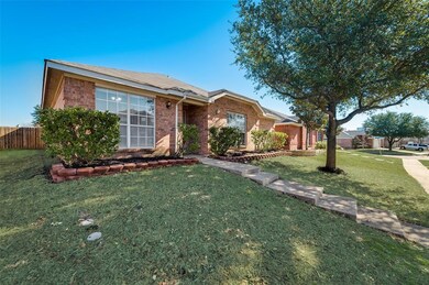108 Cobblestone Dr, Wylie, TX 75098 - photo 3
