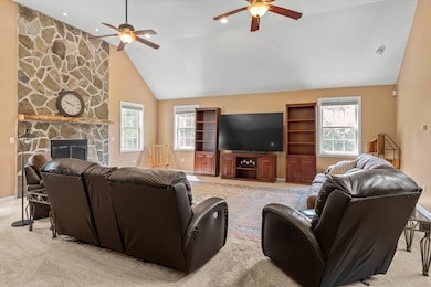 16 Breakneck Rd, Hudson, NH 03051 - photo 4