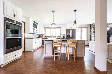 2765 W Carr Hill Rd, Columbus, IN 47201 - photo 5