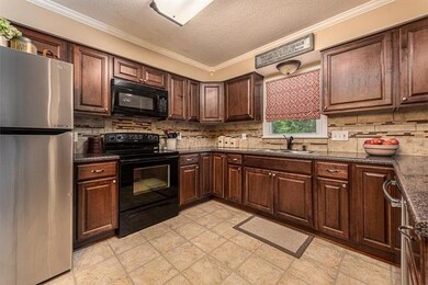 117 Meadow Ln, Lansing, KS 66043 - photo 5