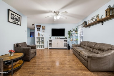 1501 W Pheasant Ridge St, Watford City, ND 58854 - photo 5