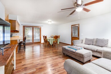 228 Sherwood Dr, Manchester, TN 37355 - photo 4