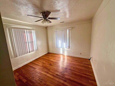 7747 Stillwell Rd, Cincinnati, OH 45237 - photo 7