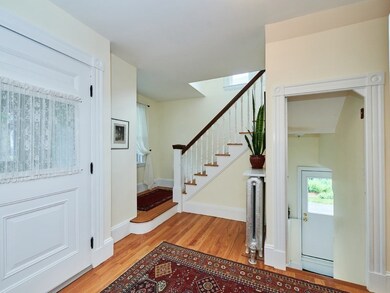 11 Rossmere St, Newtonville, MA 02460 - photo 3