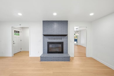 872 Morrison Ave, Medford, OR 97504 - photo 6