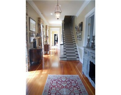 Foyer.