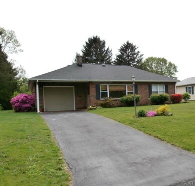 3224 Aberdeen Cir, Allentown, PA 18104 - photo 2