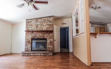 801 SW Churchill Way, Lake City, FL 32025 - photo 3