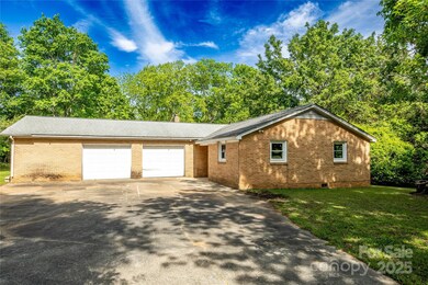 1491 Cedar Grove Rd, Clover, SC 29710 - photo 3