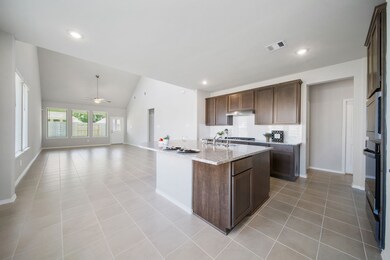 31029 Regal Elm Ln, Conroe, TX 77385 - photo 6