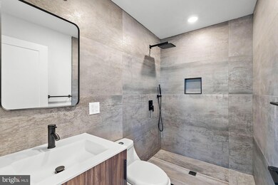 1308 Delaware Ave unit 2, Wilmington, DE 19806 - photo 4