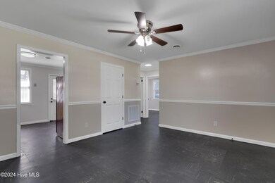 523 Williams St, Jacksonville, NC 28540 - photo 2