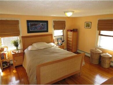 22 Vassar St, Medford, MA 02155 - photo 7