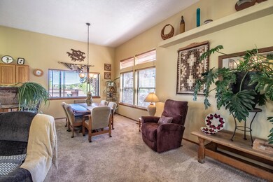 631 Cerrillos Dr, Farmington, NM 87401 - photo 7