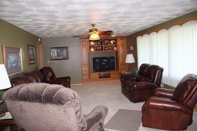 121 N Main St, Hugoton, KS 67951 - photo 7