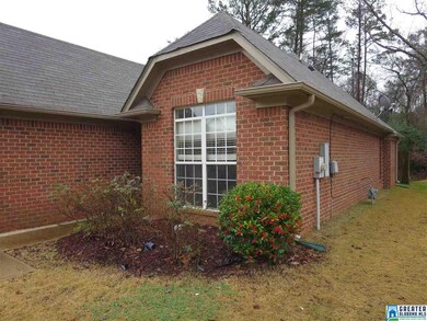 2067 Willow Glenn Dr, Birmingham, AL 35215 - photo 2