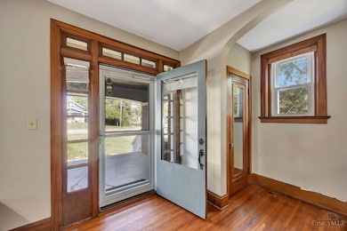 1917 Springdale Rd, Cincinnati, OH 45231 - photo 4