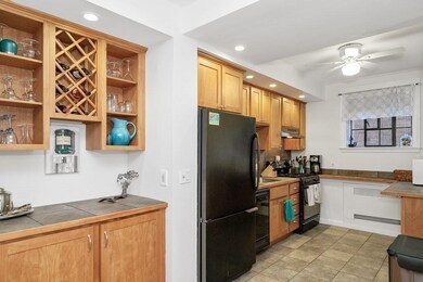 114 Sewall Ave unit A, Brookline, MA 02446 - photo 6