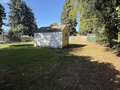 869 E St, Washougal, WA 98671 - photo 5