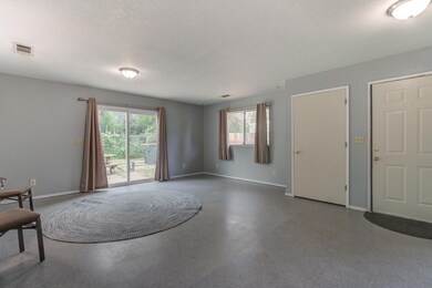 2730 Reservoir Ln, Redding, CA 96002 - photo 3