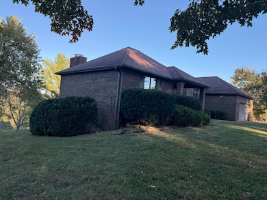 201 W River Bluff Dr, Ozark, MO 65721 - photo 3