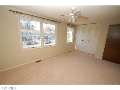 Master Bedroom - Spacious master bedroom with atta