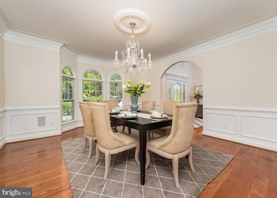 909 Hillstead Dr, Lutherville Timonium, MD 21093 - photo 6