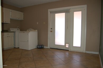 Kitchen alt view