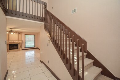 7230 Battle Hills Dr, Houston, TX 77040 - photo 5