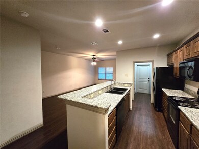 200 N Denton St, Weatherford, TX 76086 - photo 4