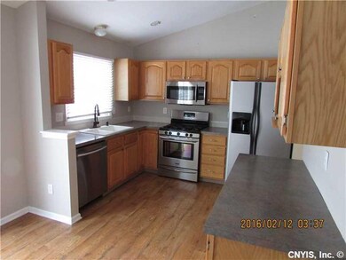 Kitchen. Beautiful updated Kitchen.