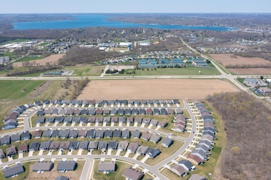 1101 Edwards Blvd, Lake Geneva, WI 53147 - photo 3