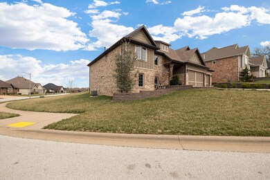 1301 S Amber Ridge Dr, Nixa, MO 65714 - photo 2