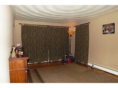 29 Wainwright St, Providence, RI 02908 - photo 5