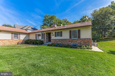 14813 Carson Dr, Burtonsville, MD 20866 - photo 4