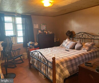 480 Westmont Dr, Darby, PA 19023 - photo 6