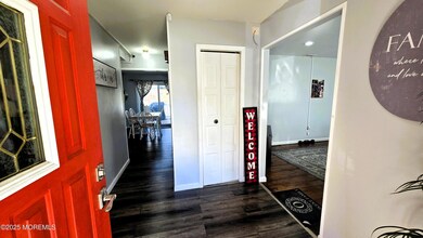 7 Stradford Rd, Parlin, NJ 08859 - photo 2