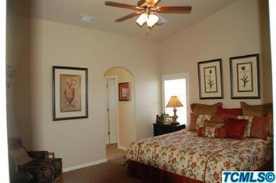 6616 E Dayton Ave, Fresno, CA 93727 - photo 5