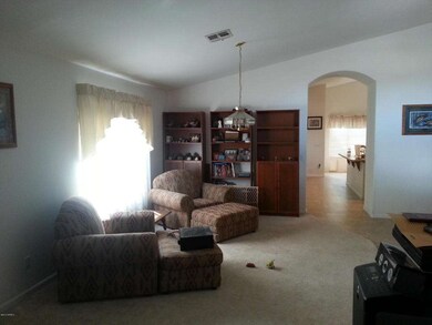 669 w douglas dining rm