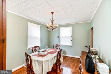 8 Golf Rd, Darby, PA 19023 - photo 5