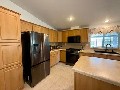 408 S Paseo Laredo, Cathedral City, CA 92234 - photo 5