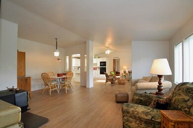 400711 Highway 20, Cusick, WA 99119 - photo 3